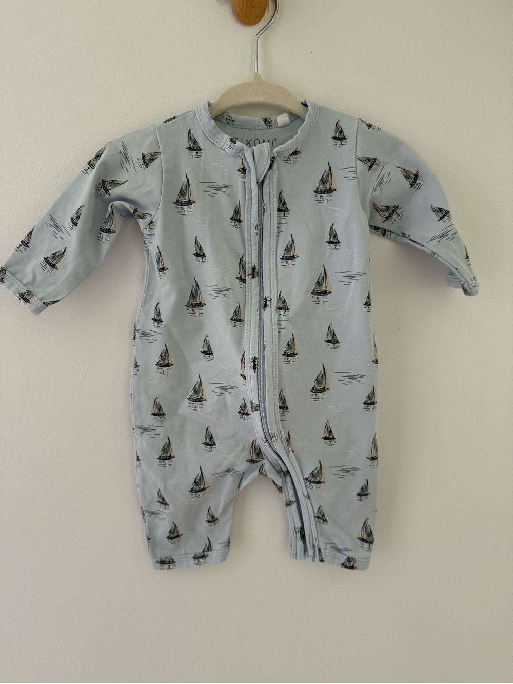 Fixoni Sailboat Onesie